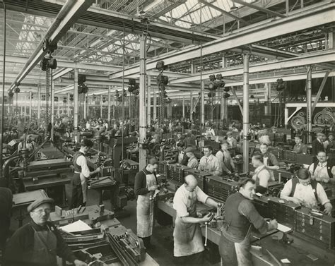Ford Factory Assembly Line 的图像结果