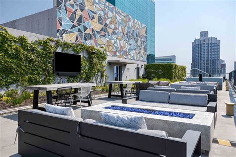 Photo Gallery of Aston Chicago Apartments