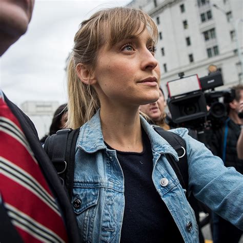 Allison Mack, Smallville Alum, Gets Married After Prison Release