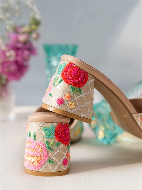 Rosie (Heel) – Needledust