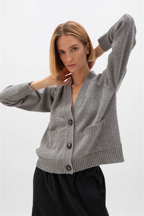 Relaxed Women's Grey Cashmere Cardigan | Women's Cashmere | Johnstons ...