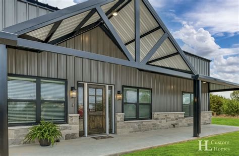 18 Barndominium Front Door Ideas For An Inviting Feel