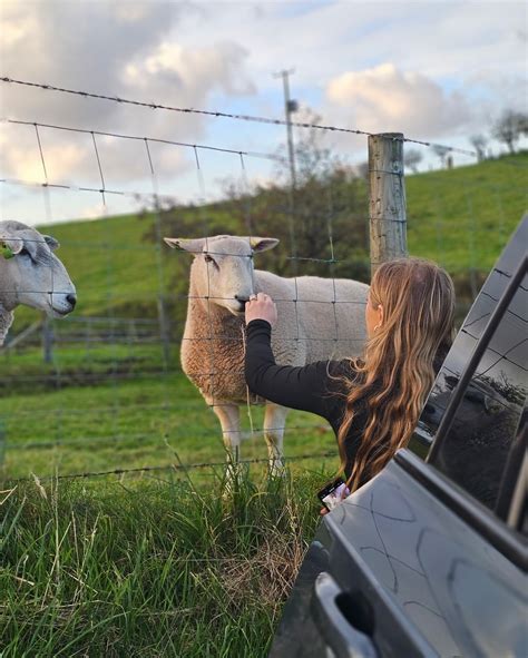 Kay Hansen | Ireland photo dump 🇮🇪🤍 I love traveling the world, doing what I love, and meeting ...