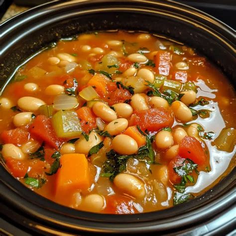 Ultimate Slow Cooker White Bean Veggie Stew – Creamy, Comforting