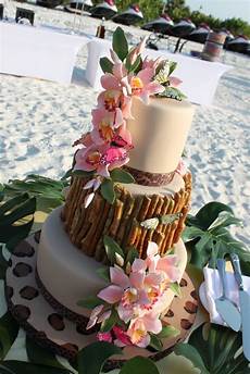Tropical Wedding Decoration Ideas by A Tropical Wedding Theme Arabia Weddings Tropical Wedding Decoration Ideas