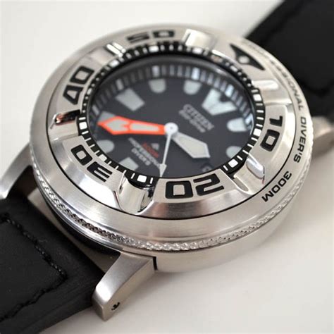 Slideshow: Watches Under $1,000