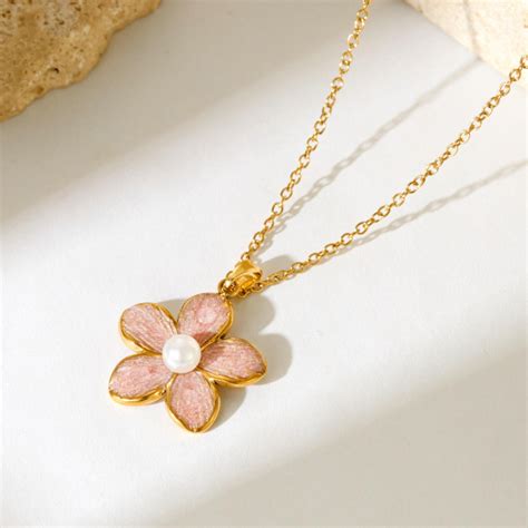 Pink Flower Pendant Necklace – Divine Carat