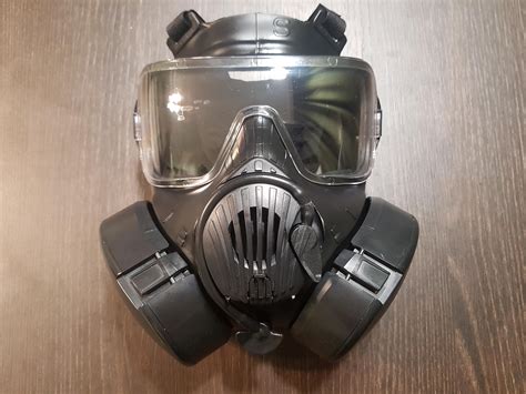 Avon M50 JSGPM (Joint Service General Purpose Mask), current issue gas ...