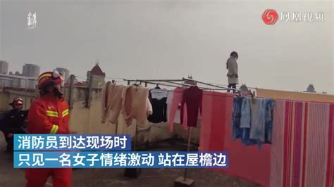 南京女子取款遇抢劫被拖入树林割喉(图)|取款|歌喉|树林_新浪新闻