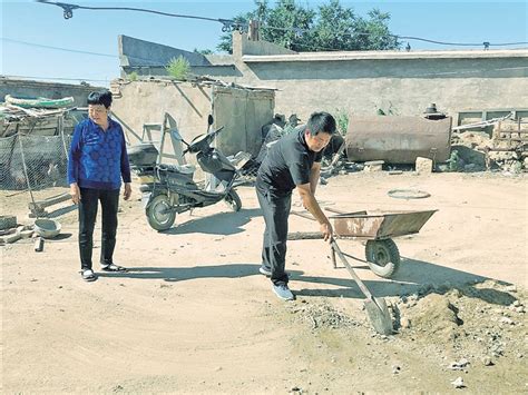 内蒙古日报数字报-脱贫攻坚 驻村第一书记庞亮：长春岭村贫困户的知心人