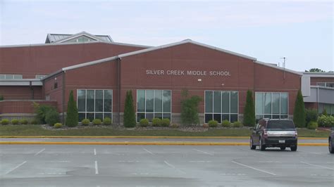 Sellersburg, Indiana school district goes remote due to illness ...