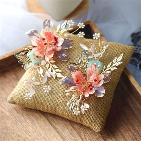 Hair Accessories – The Vintage Snob