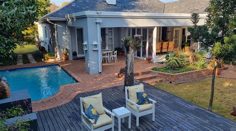 HOME OF SYNERGY (Johannesburg) - Hotel Reviews, Photos, Rate Comparison ...