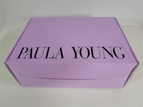 Marlee WhisperLite Wig by Paula Young Marlee in color G56 Shimmering Slvr NEW | eBay