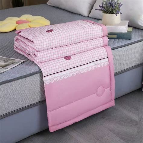 KMMYS Summer Cooling Blanket, Breathable Comforter for Adults, Lightweight Cooling Quilt, Ideal ...