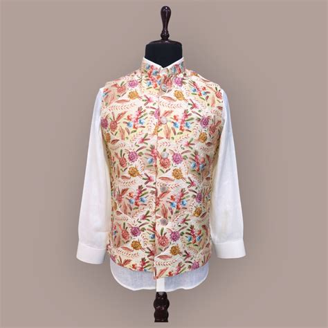 Lemon Floral Embroidered Jacket – Sachin's