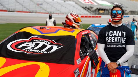 Bubba Wallace says NASCAR should ban confederate flags