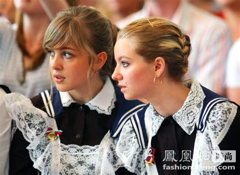 组图：俄罗斯姑娘“成人礼”前狂欢-搜狐新闻