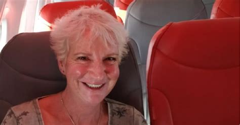 Luckiest Passenger Ever Steps Onto An Empty Plane, Gets The Royal ...