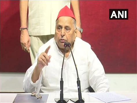 Mulayam Singh Yadav quite critical today, on life-saving drugs: Hospital