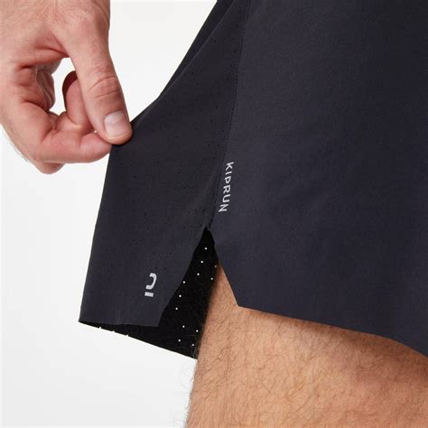Buy Kiprun Light Men's Running Shorts - Black Online | Decathlon
