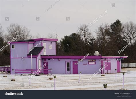 Wisconsin Dells Wisconsin Usa February 1st Stock Photo 2583337673 ...