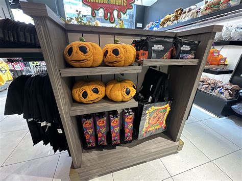 Halloween Horror Nights 2024 merchandise arrives at Universal Studios ...