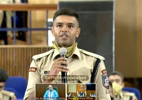 TN BJP Chief moved by IPS Probationer's interaction with PM Modi ...