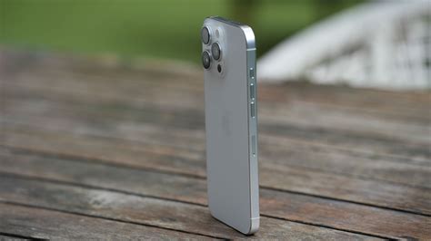 Phone 16 Pro Max 的图像结果