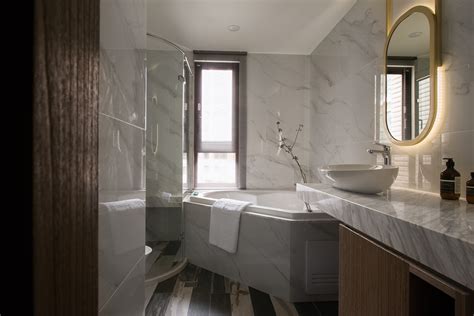 135平米房子卫生间浴室装修设计图一览_别墅设计图