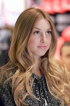Wavy Hairstyles Hair by Hairstyles Popular 2012 Simple Wavy Hairstyle Pictures Wavy Hairstyles Hair