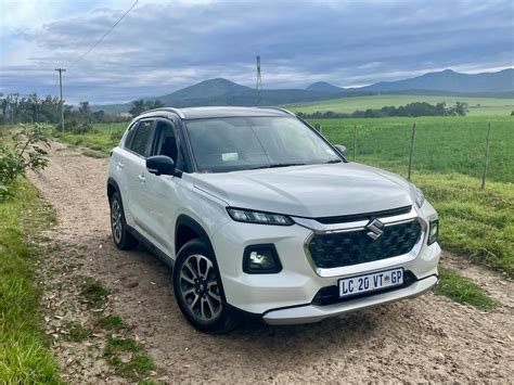 2023 Suzuki Grand Vitara First Drive Review - Buying a Car - AutoTrader