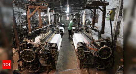 Cashless Economy: Soon, industrial workers to get only cashless ...