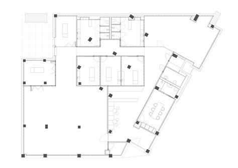 Galeria de Clínica Esportiva Breakers / Club Studio - 25