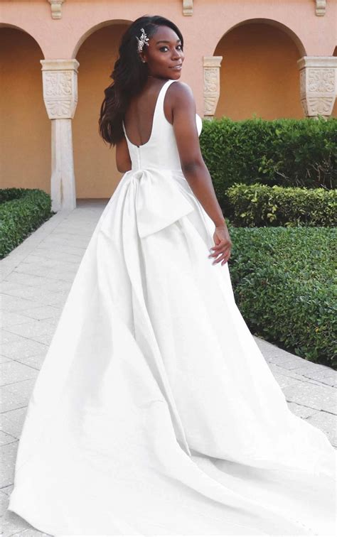 SQUARE NECK WEDDING DRESS with Detachable Bow | Stella York