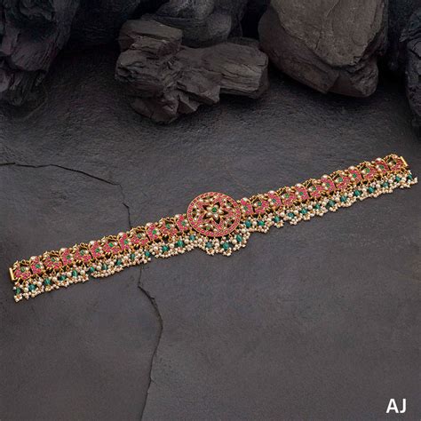 DIVINE PETAL KUNDAN DAAB – Aira by Navrathan