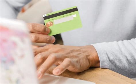 信用卡背面后3位CVV码，一定要保护好 - 用卡攻略 - 老侯说支付