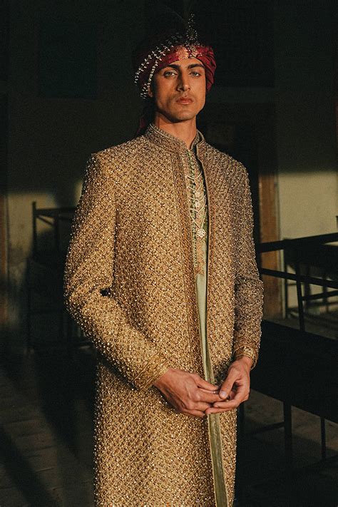 HAMAYUN | Menswear | Mohsin Naveed Ranjha – Chaand Tara