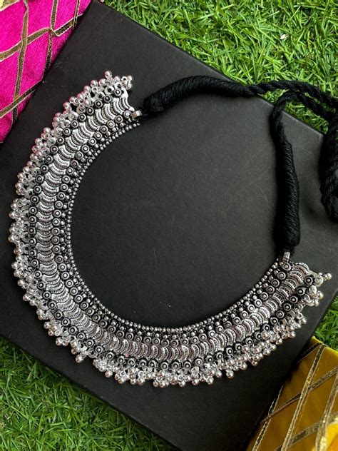 Oxidized Adjustable Choker – Prettiq