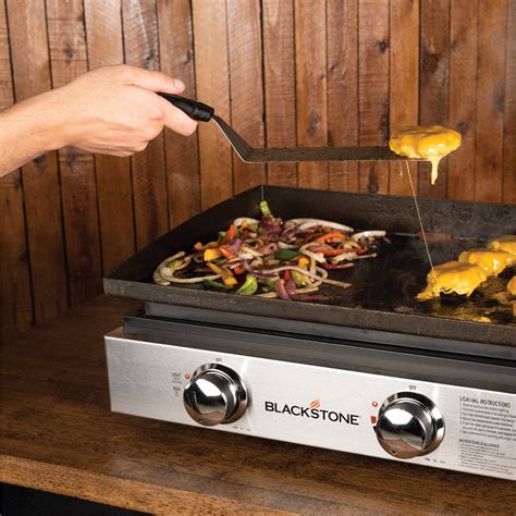 Blackstone 22" Table Top Griddle 1666 — BBQing.com