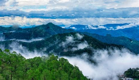 12 Most Beautiful Hill Stations in Uttarakhand - lifeberrys.com
