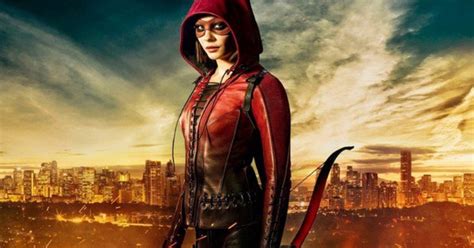 'Arrow' star Willa Holland lashes out at Warner Bros for killing the TV ...
