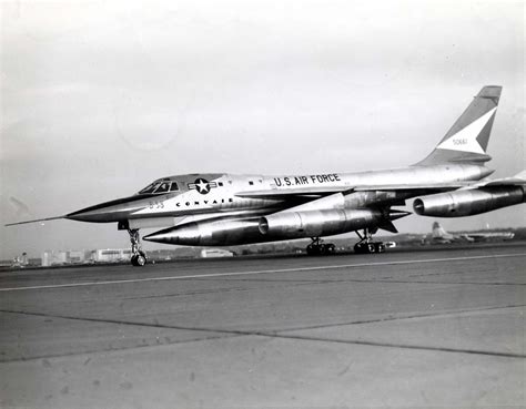 CONVAIR B-58 Hustler: Cold War-era Bomber of USAF