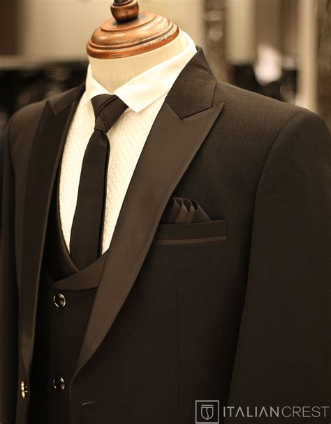 Italian Crest Men's Black 5pc Wedding Suit
