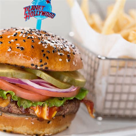 Dine at LAX · Los Angeles International Airport (LAX)