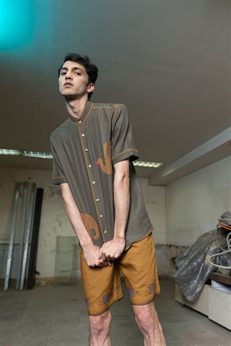PANCHATANTRA MANDARIN SHIRT – Curato