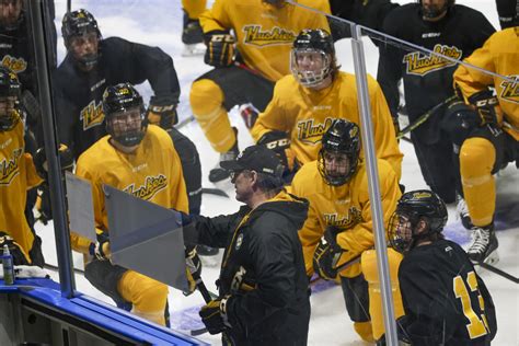Photos: Michigan Tech Men's Hockey prepares for NCAA tournament game ...