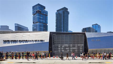 Mara Stokke Graphic Design