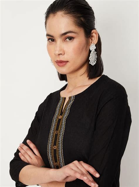 Buy Women Embroidered Dobby Kurta Online at just Rs. 599.0 ...