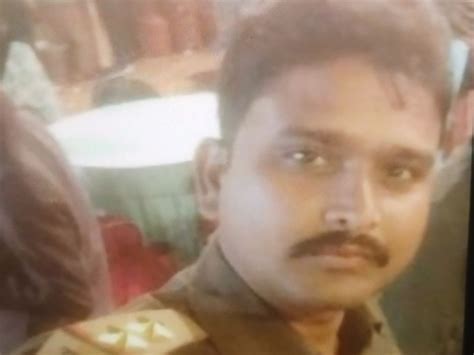 Sub-Inspector arrested in Lucknow while taking ₹13,000 bribe Accused ...